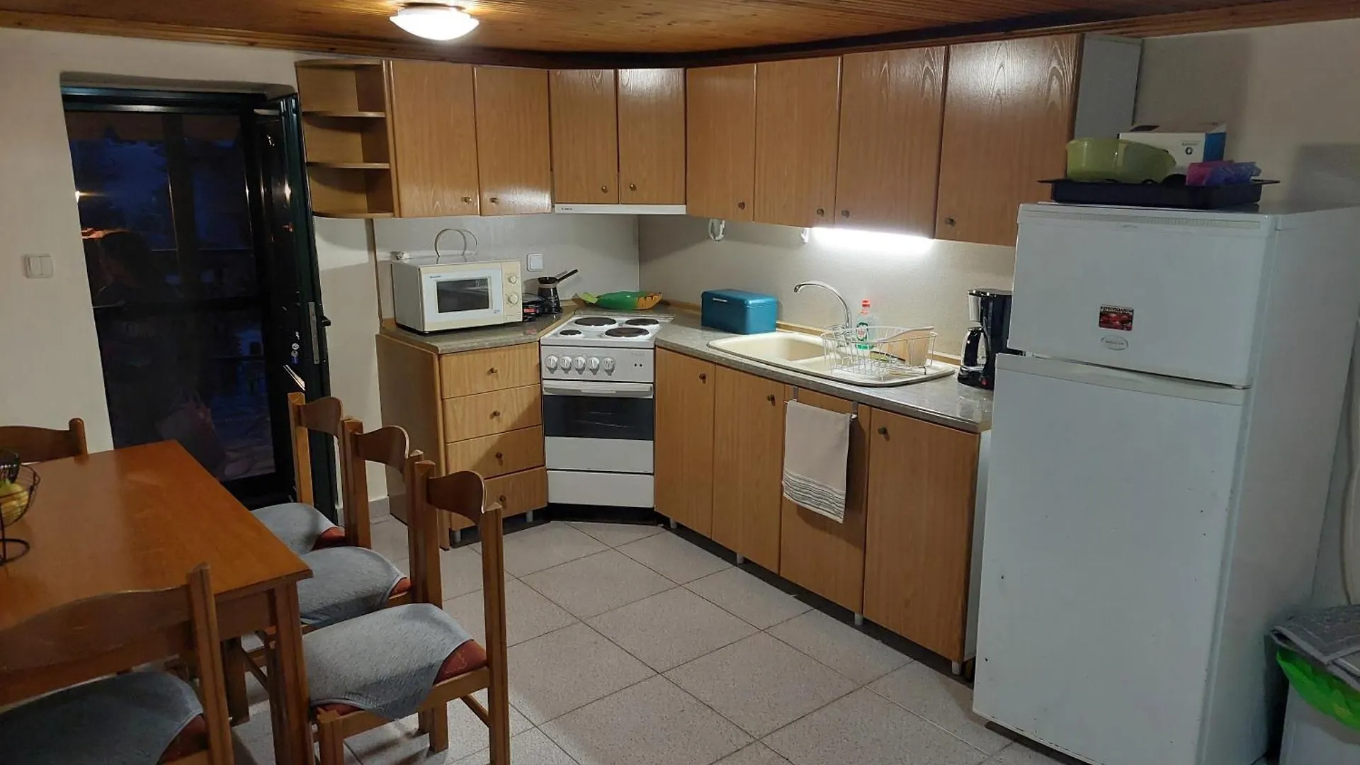Villa Seniorita Annita Nikiti  0*, Nikiti (Sithonia)